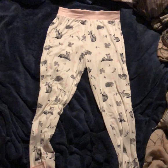 Pj set - Picture 2 of 2